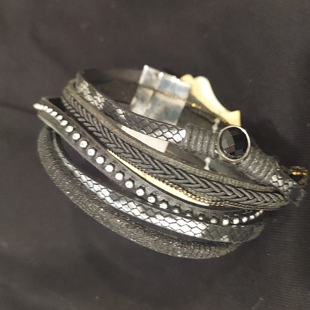 Black and Silver Multi-Layer Bracelet - Picture 3 of 7